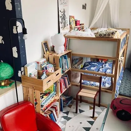 Paris : Appartement Familial Avec Parking Prive Clichy Exterior photo
