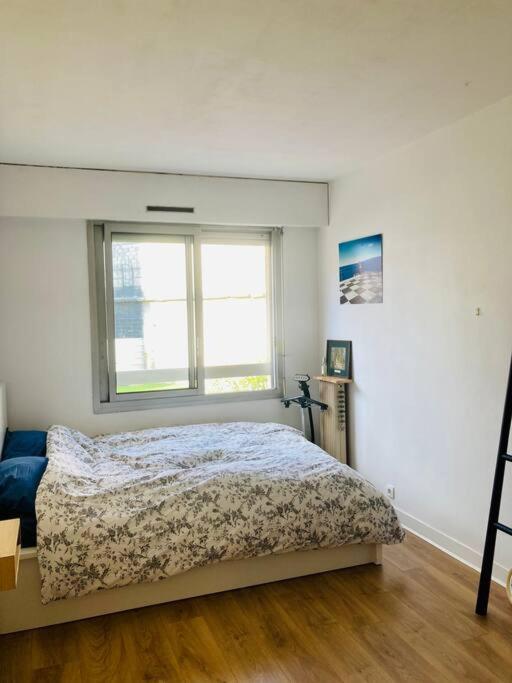 Paris : Familial Avec Parking Prive Clichy